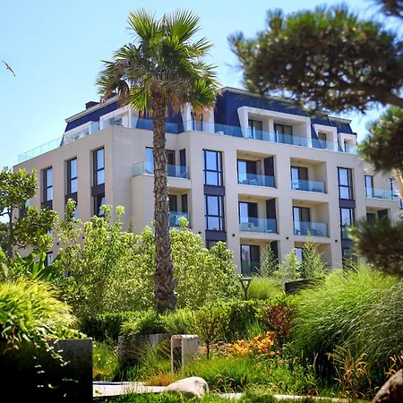 Azur Premium Apartament *