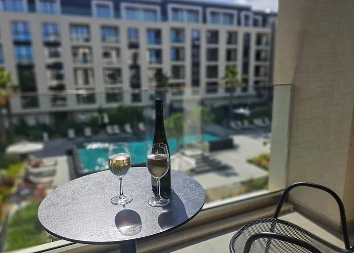 Azur Premium سينتس قسطنطين وهيلينا