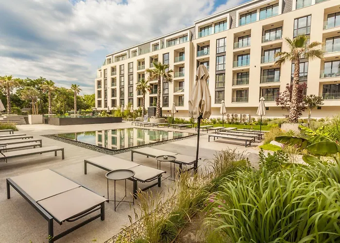 Azur Premium شقة *